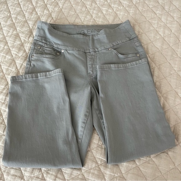Jag Jeans Petite Echo Cropped Pull On Jean_Fog Grey Size- 6P - Picture 2 of 6